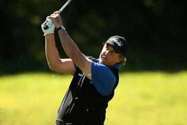 Il grande Phil Mickelson guida il Northern Trust Open US PGA