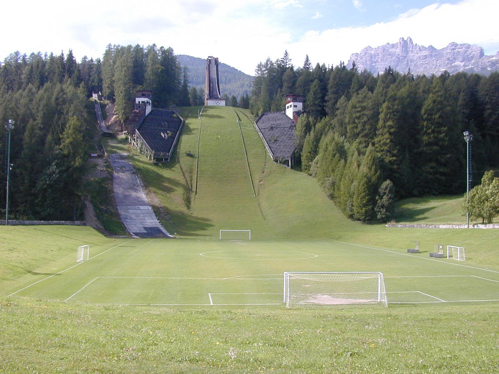 City Golf: Cortina per un colpo sa record