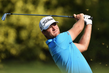 BMW Masters, Bjerregaard passa in testa a -12